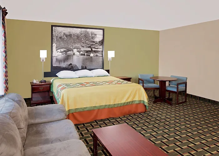 Hotel Econo North Canton